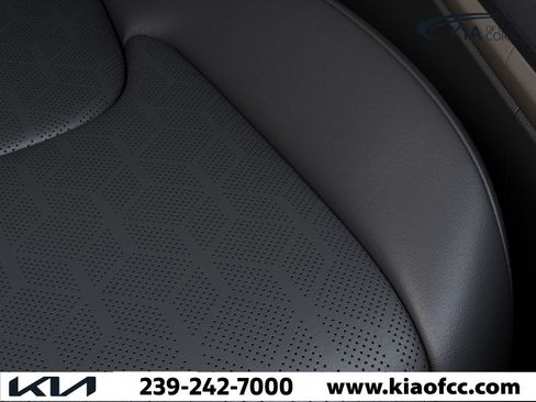 New 2026 Kia Carnival EX FWD image 24