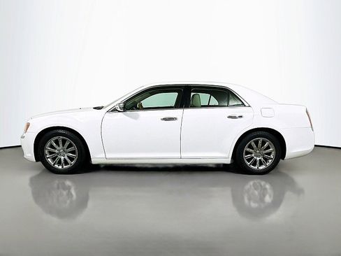 Used 2012 Chrysler 300 Limited w/ Luxury Group image 4