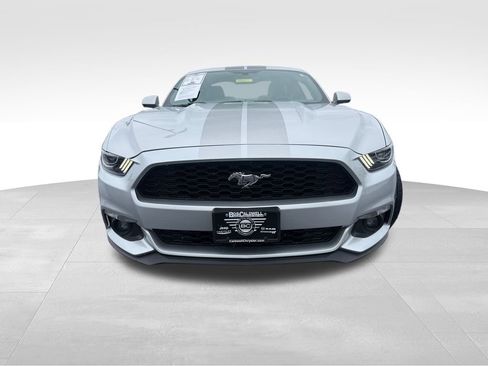 Used 2017 Ford Mustang Premium image 3