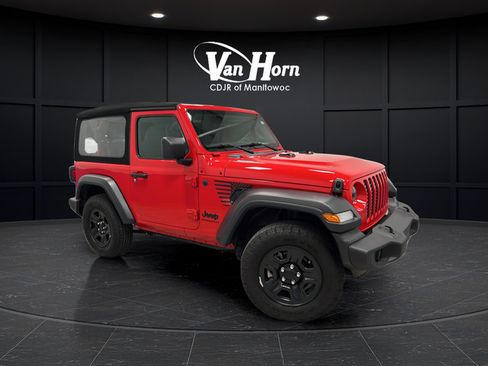 Used 2024 Jeep Wrangler Sport AWD/4WD image 1