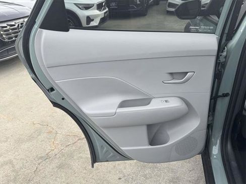 Used 2024 Hyundai Kona SEL image 10
