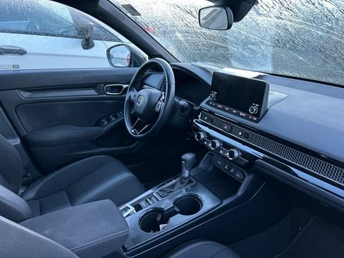 Used 2025 Honda Civic Sport image 8
