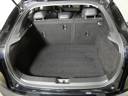 Certified 2025 MAZDA CX-30 AWD 2.5 S w/ Select Sport Pkg image 18