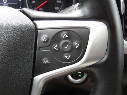 Used 2021 GMC Terrain SLE image 23