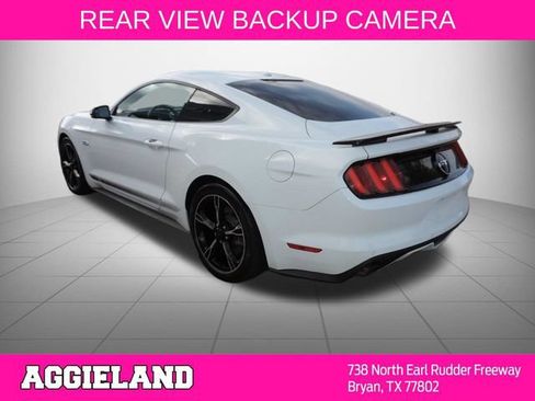 Used 2017 Ford Mustang GT Premium w/ Enhanced Security Package RWD image 6