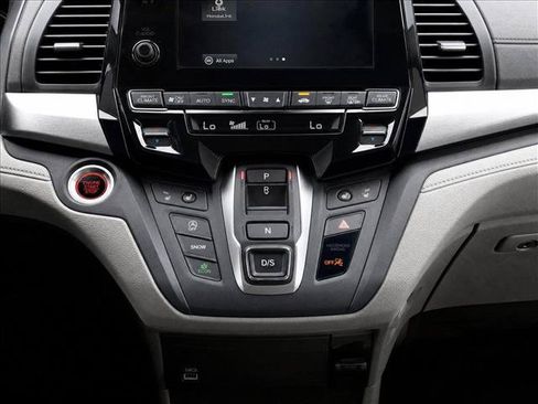 Used 2024 Honda Odyssey EX image 14