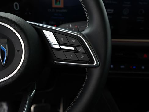 Used 2025 Buick Envision Sport Touring image 24