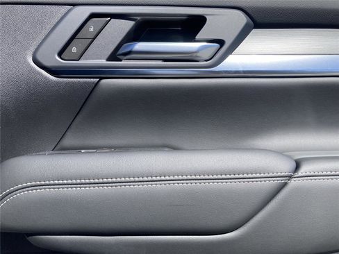 New 2026 GMC Terrain Elevation w/ Black Edition image 14