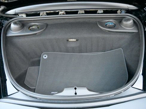 Used 2021 Porsche 718 Boxster S image 35