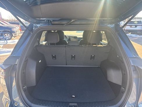 New 2026 Chevrolet Equinox LT image 17