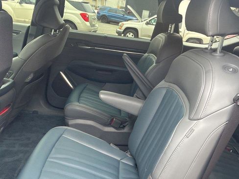 Used 2024 Kia EV9 GT-Line image 7