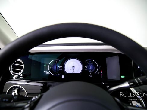 Certified 2025 Rolls-Royce Cullinan image 14