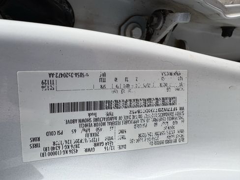 Used 2017 Ford F250 Lariat w/ Lariat Ultimate Package image 19