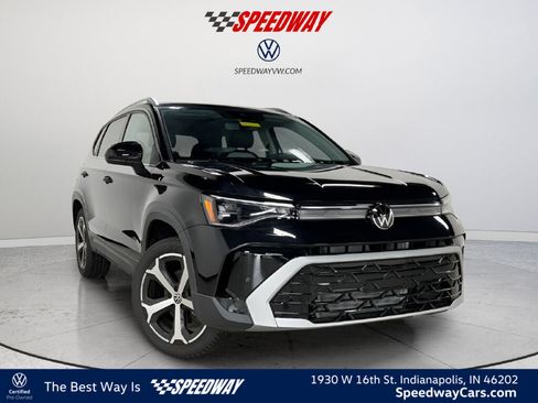 Certified 2025 Volkswagen Taos SEL image 1