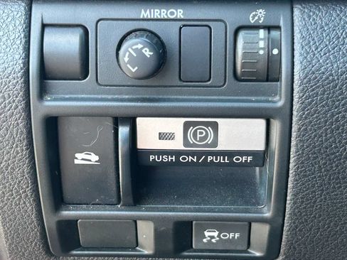 Used 2014 Subaru Outback 2.5i Premium w/ Accessory Value Package (OYZ) AWD/4WD image 22