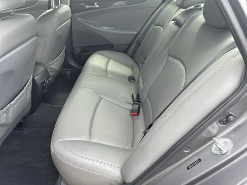 Used 2012 Hyundai Sonata FWD image 15