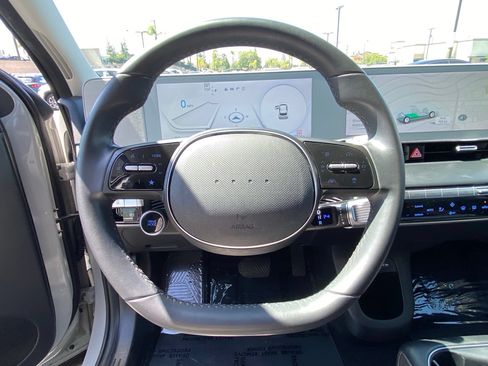 Certified 2024 Hyundai Ioniq 5 SE RWD image 16