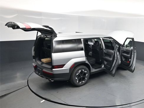 New 2026 Hyundai Santa Fe SE image 18