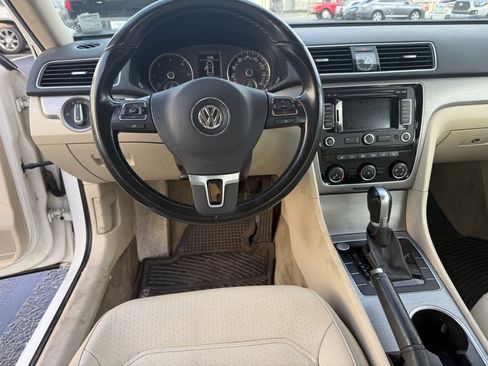Used 2014 Volkswagen Passat TDI SE image 10