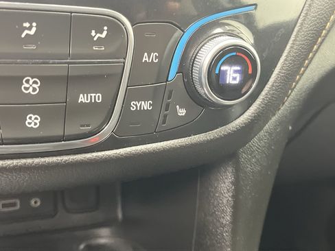 Certified 2022 Chevrolet Equinox Premier w/ LPO, Floor Liner Package image 21