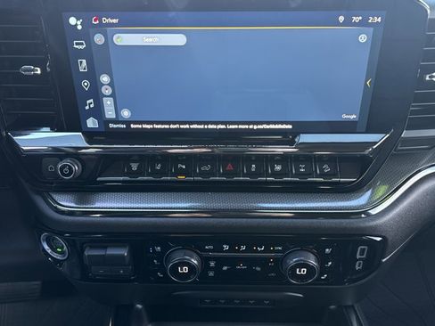 Used 2024 Chevrolet Silverado 2500 ZR2 w/ Technology Package AWD/4WD image 20