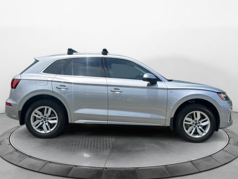 Used 2023 Audi Q5 2.0T Premium w/ Convenience Package AWD/4WD image 8