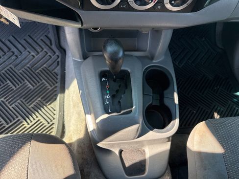 Used 2011 Toyota Tacoma 2WD Regular Cab image 13