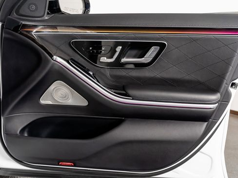 Used 2024 Mercedes-Benz S 580 4MATIC Sedan image 47