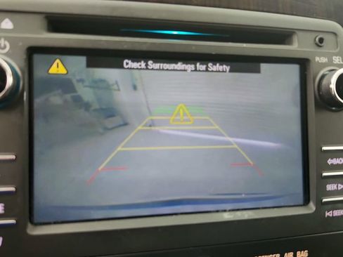 Certified 2017 Chevrolet Traverse LT w/ Style and Technology Package image 19