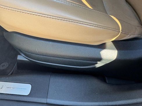 Certified 2022 Lincoln Corsair Reserve image 14