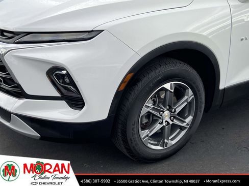 Certified 2024 Chevrolet Blazer LT w/ Convenience Package image 8
