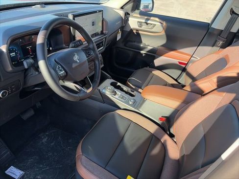 New 2025 Ford Bronco Sport Outer Banks w/ Outer Banks Tech Package+ image 16