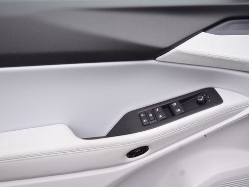 New 2026 Jeep Cherokee Laredo image 28