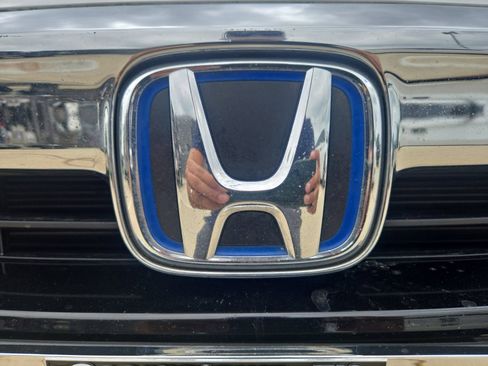Used 2021 Honda Accord Touring image 11