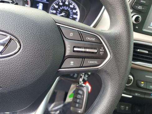 Used 2019 Hyundai Santa Fe SE image 28
