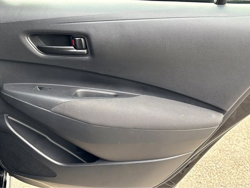 Used 2023 Toyota Corolla LE image 7