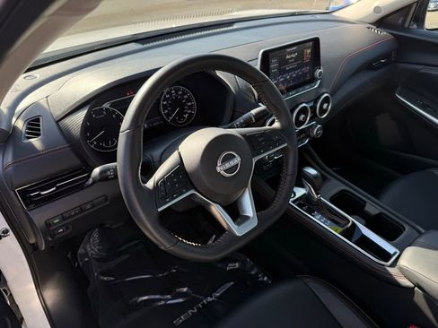 Certified 2025 Nissan Sentra SR w/ SR Premium Package image 19