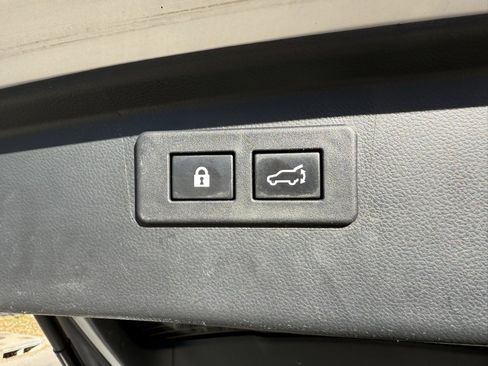 Used 2022 Subaru Outback Wilderness w/ Wilderness Package image 35