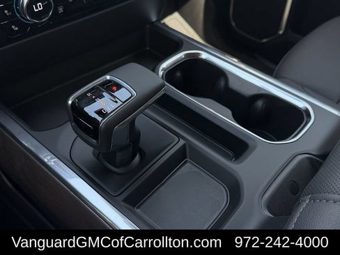 New 2026 GMC Sierra 1500 SLT AWD/4WD image 15