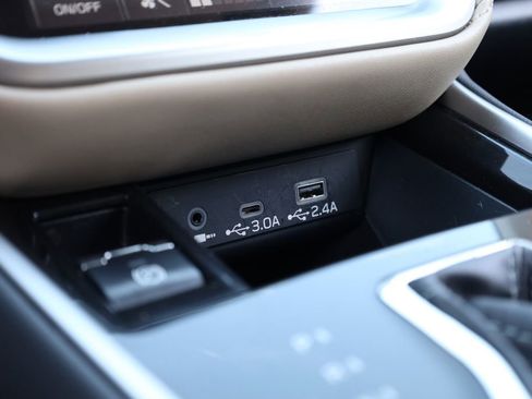 Certified 2024 Subaru Outback Premium image 14