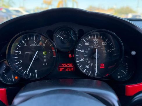 Used 2015 MAZDA MX-5 Miata Club RWD image 13