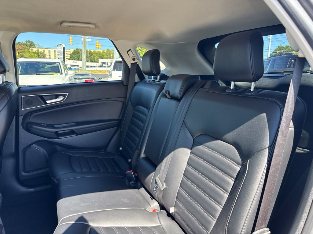 Used 2022 Ford Edge SEL AWD/4WD image 26