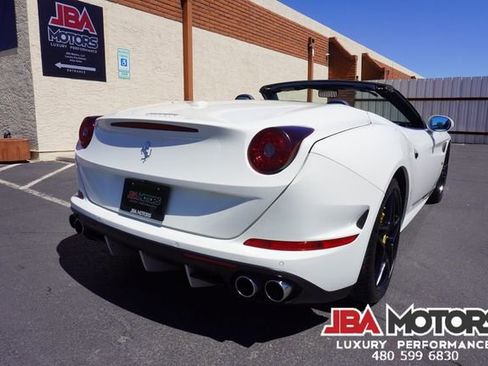 Used 2015 Ferrari California T image 96