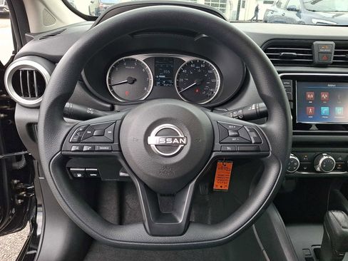 Used 2023 Nissan Versa S w/ Trunk Package FWD image 19