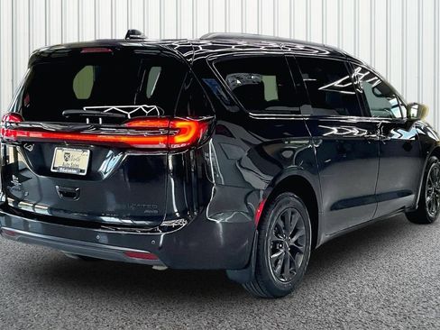 Used 2021 Chrysler Pacifica Limited w/ S Appearance Package AWD/4WD image 6
