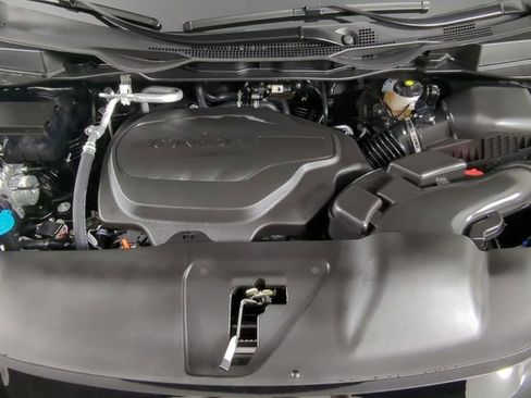 New 2026 Honda Odyssey Touring image 10