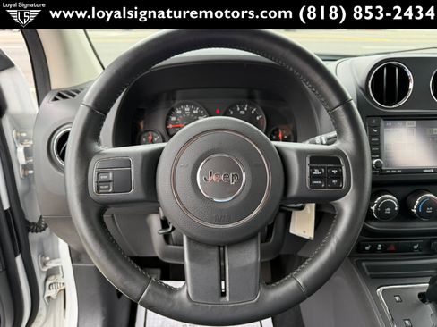 Used 2011 Jeep Compass Latitude image 18