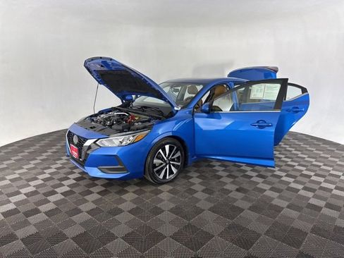 Used 2022 Nissan Sentra SV w/ SV Premium Package image 10