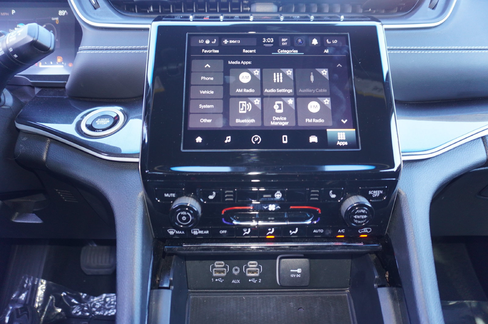 Used 2023 Jeep Grand Cherokee Altitude AWD/4WD image 19