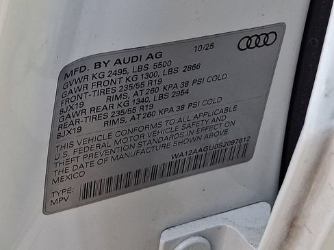 Certified 2025 Audi Q5 Premium Plus w/ Premium Plus AWD/4WD image 29
